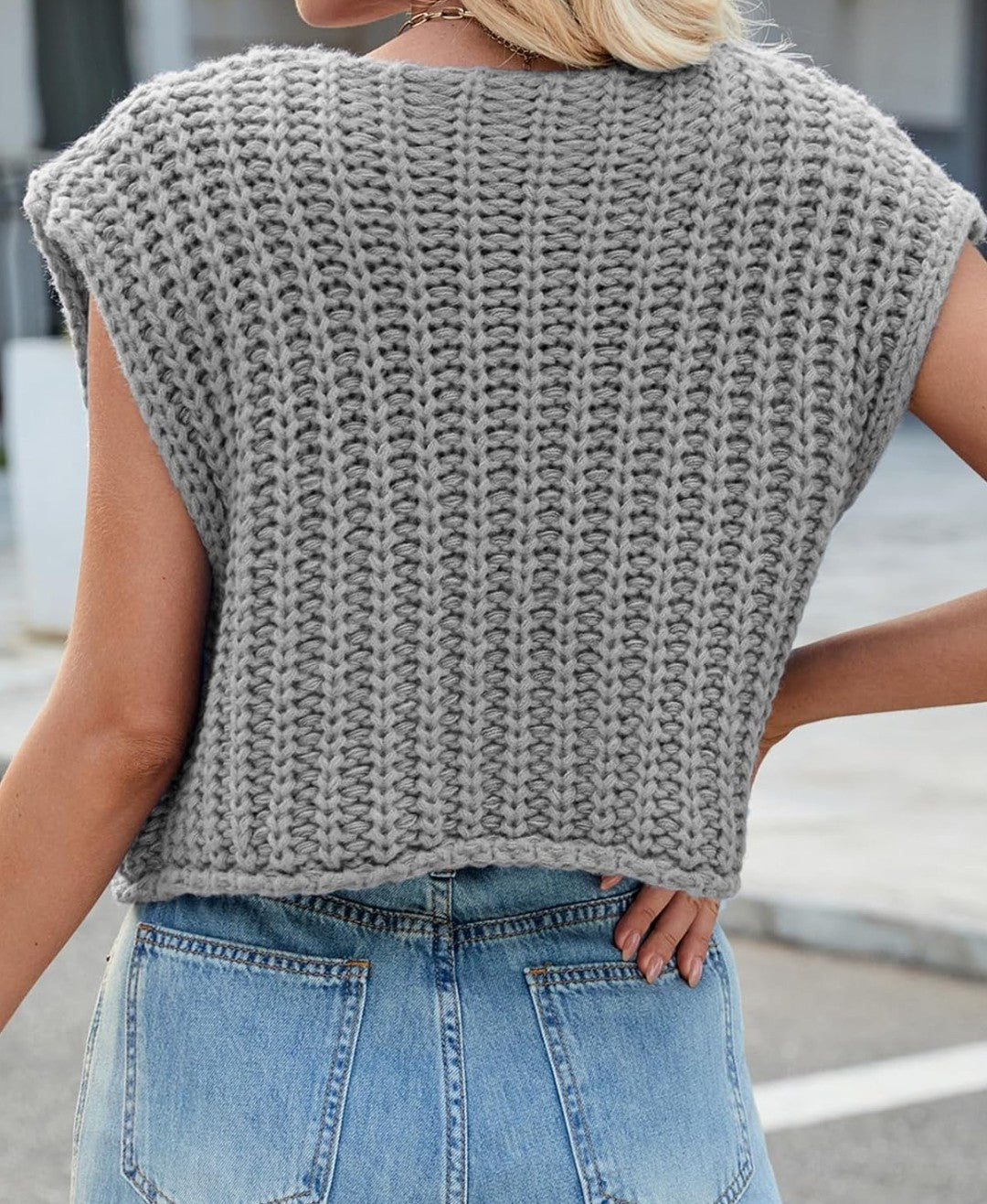 MINTLIMIT Womens Chunky Knit Vest Sleeveless Button Down Cropped Sweater Vest Crochet Cardigan with Pockets